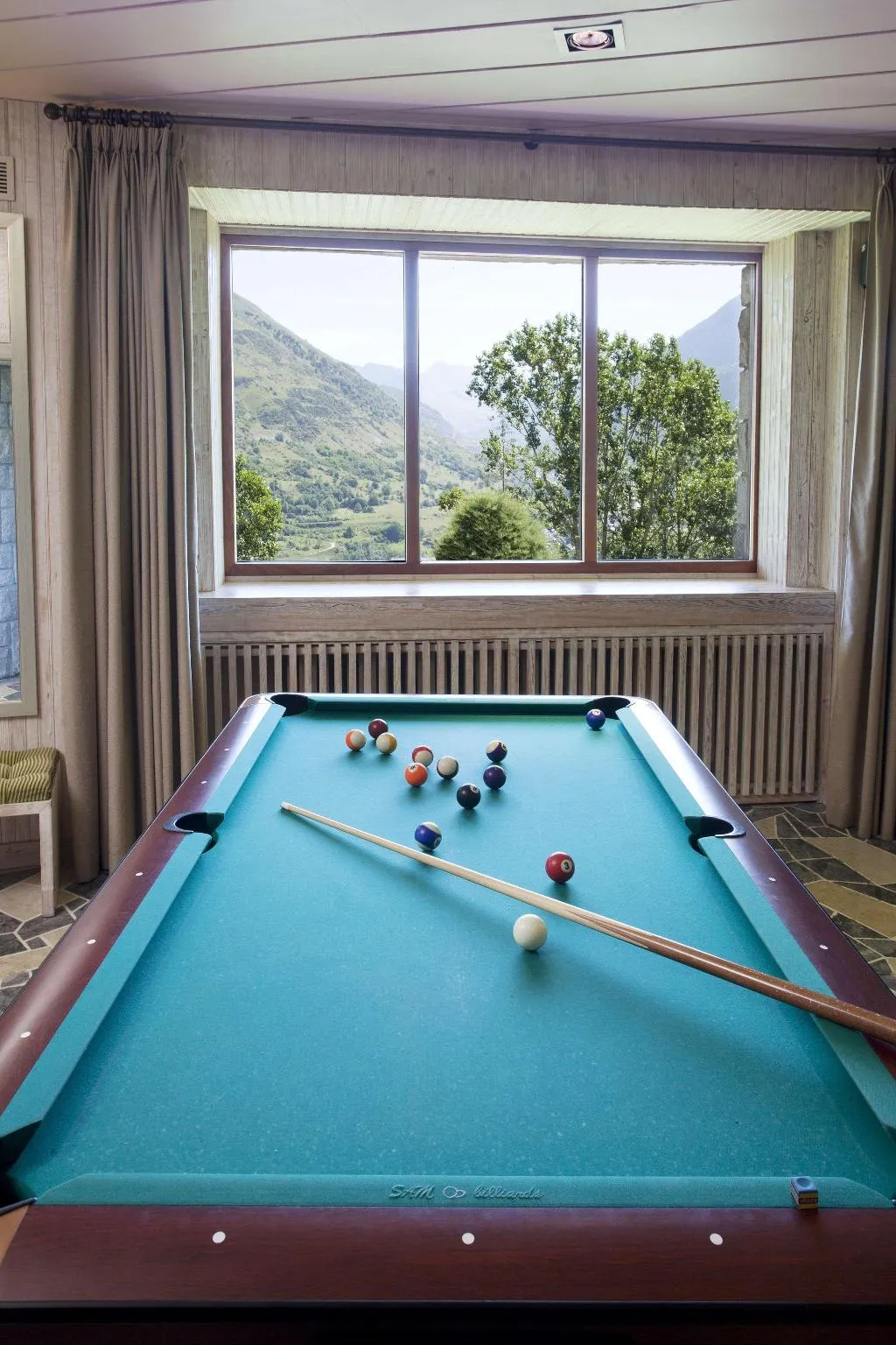 Sports and Entertainment, Parador de Vielha, Costa Brava