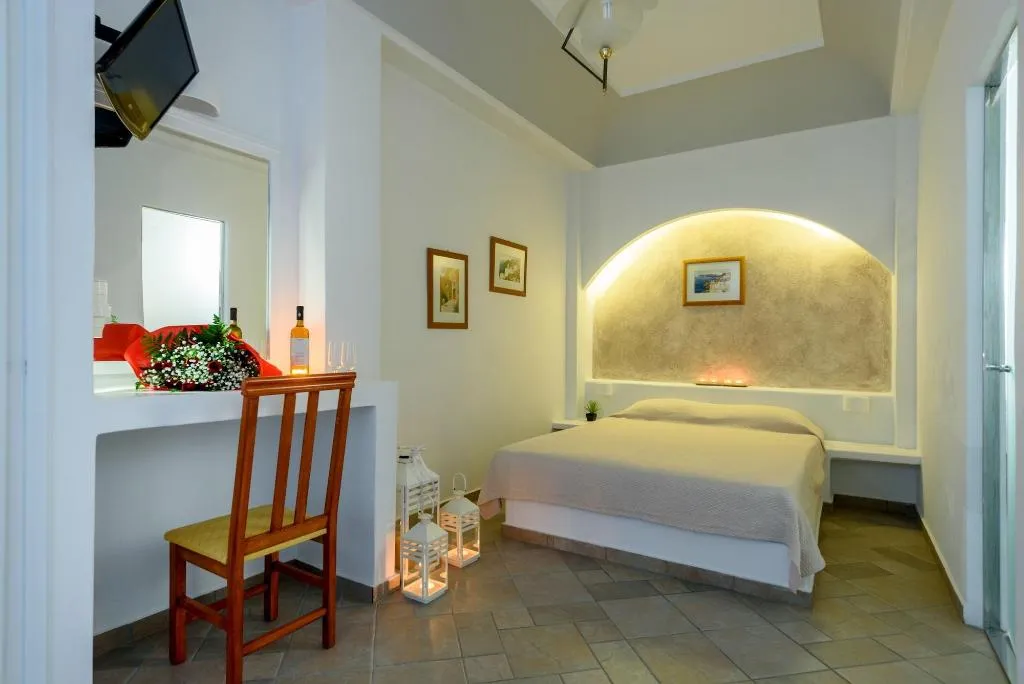 Room, Anamnesis Spa Luxury Apartments, Santorini