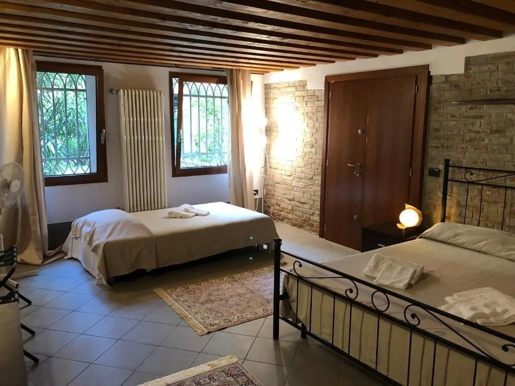Room, B&B Corte dei Miracoli, Venice