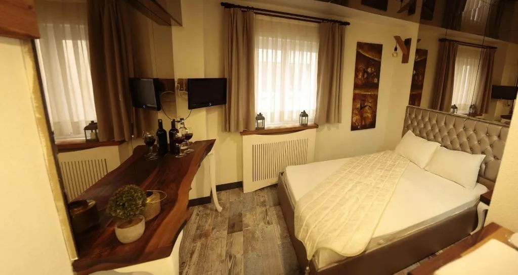 General view, Hotel Cagla Pinar, Izmir