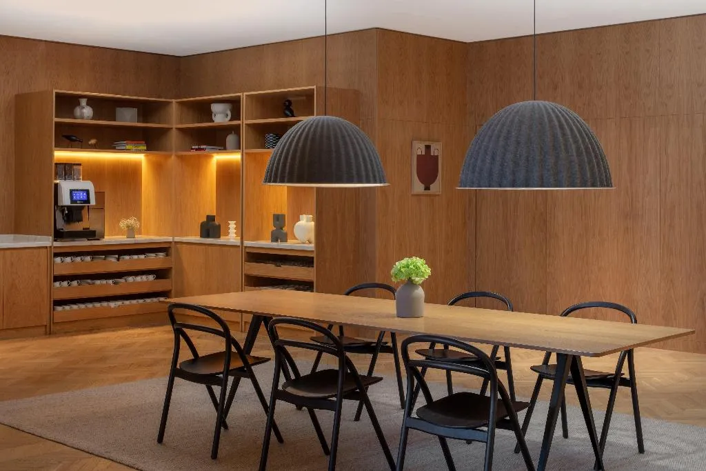 Restaurant, Staybridge Suites Dubai Internet City, Dubai