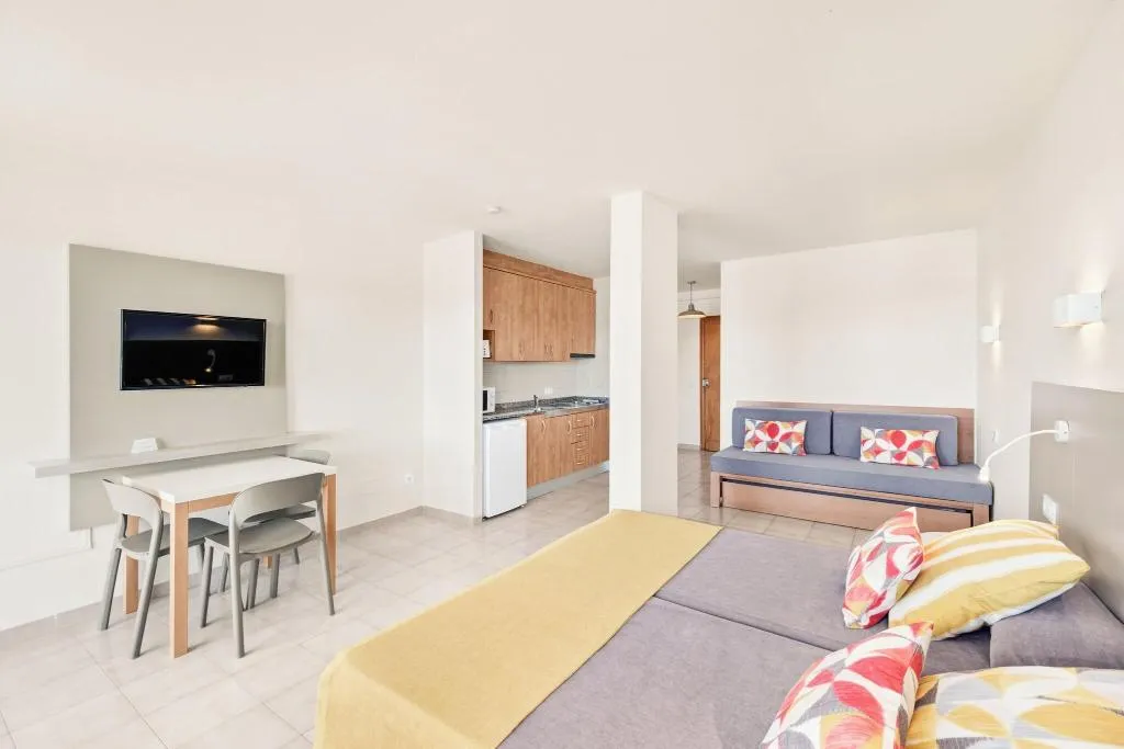 STUDIO TWO BEDS Room, Vista Club, Majorca