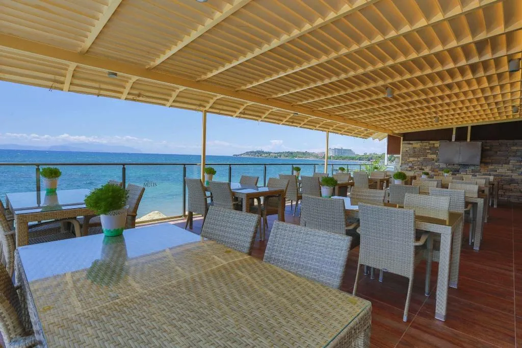 Terrace, Melis, Izmir