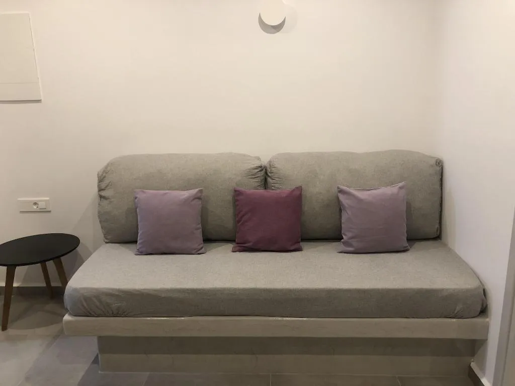 Room, Dragonfly Villas, Santorini