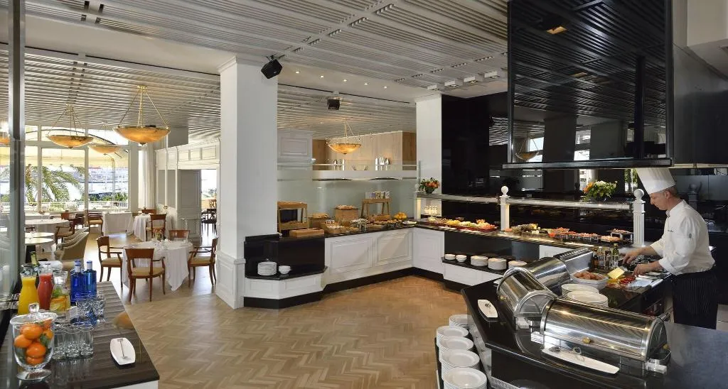 Restaurant, Hotel Victoria Gran Meliá, Majorca