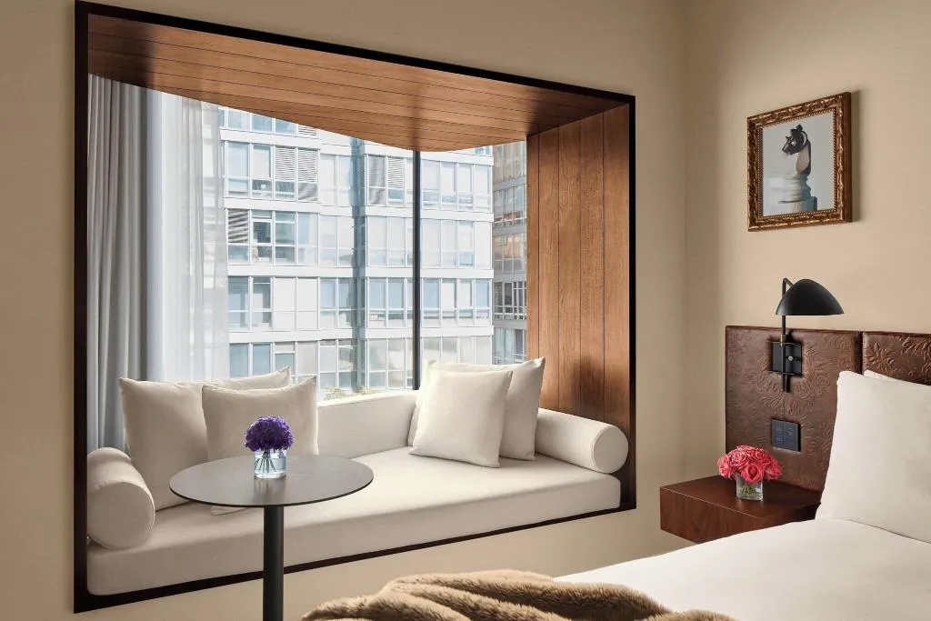 DOUBLE SUPERIOR KING BED Room, EDITION Barcelona, Barcelona