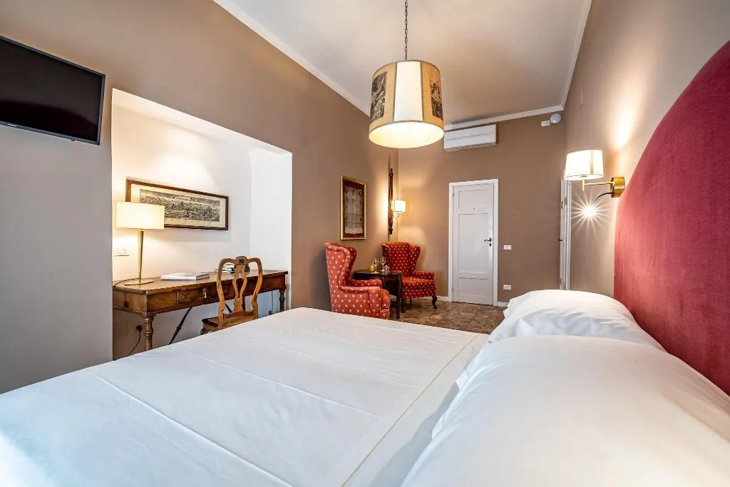 Room, Cerretani Palace Luxury B&B, Florence
