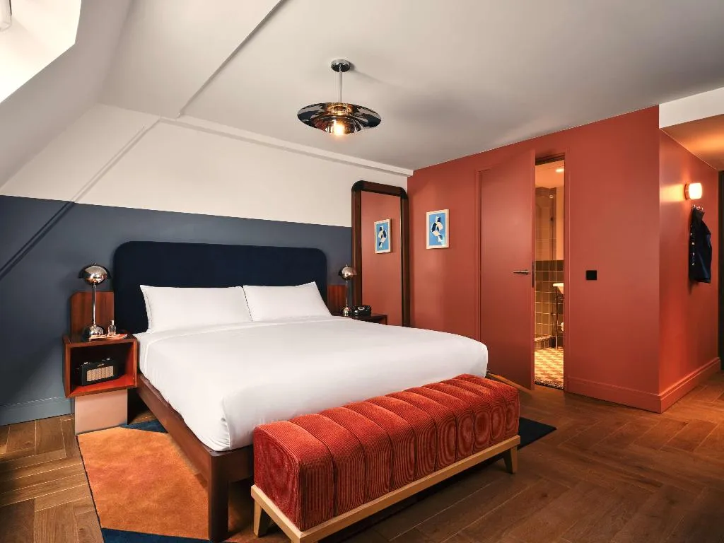 Room, The Hoxton Lloyd Amsterdam, Amsterdam