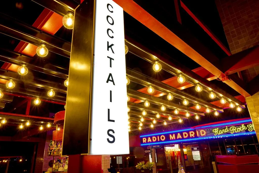 Terrace, Hard Rock Hotel Madrid, Madrid