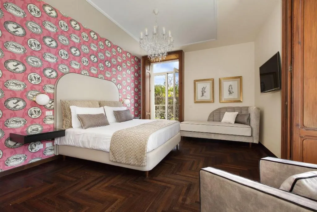 JUNIOR SUITE WITH JACUZZI Room, Relais Villa Savarese, Naples