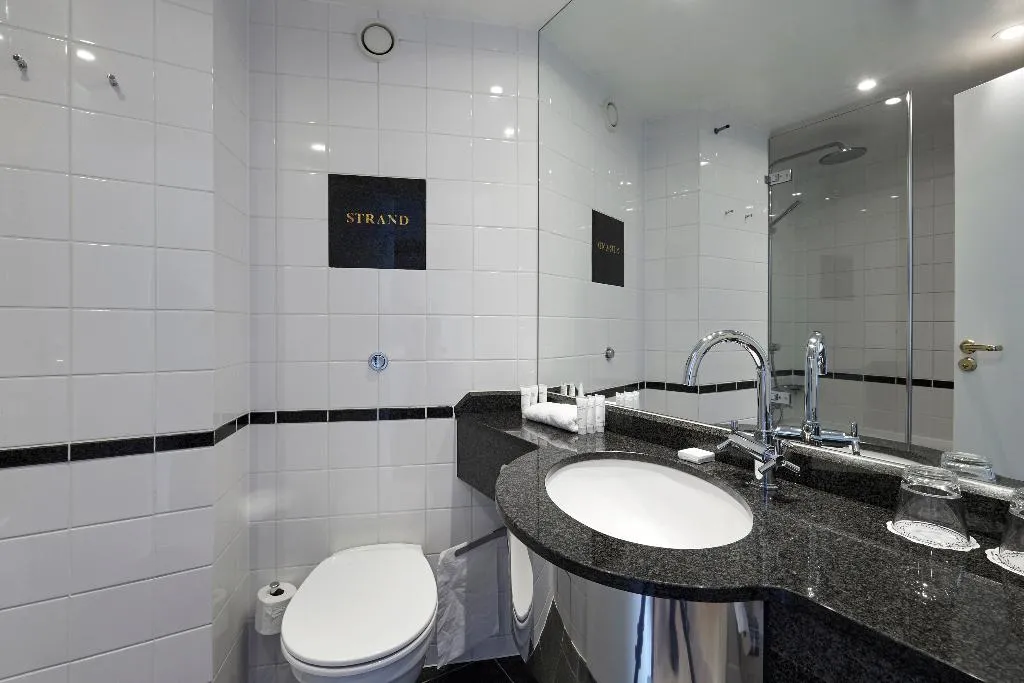Double or Twin STANDARD Room, Copenhagen Strand, Copenhagen