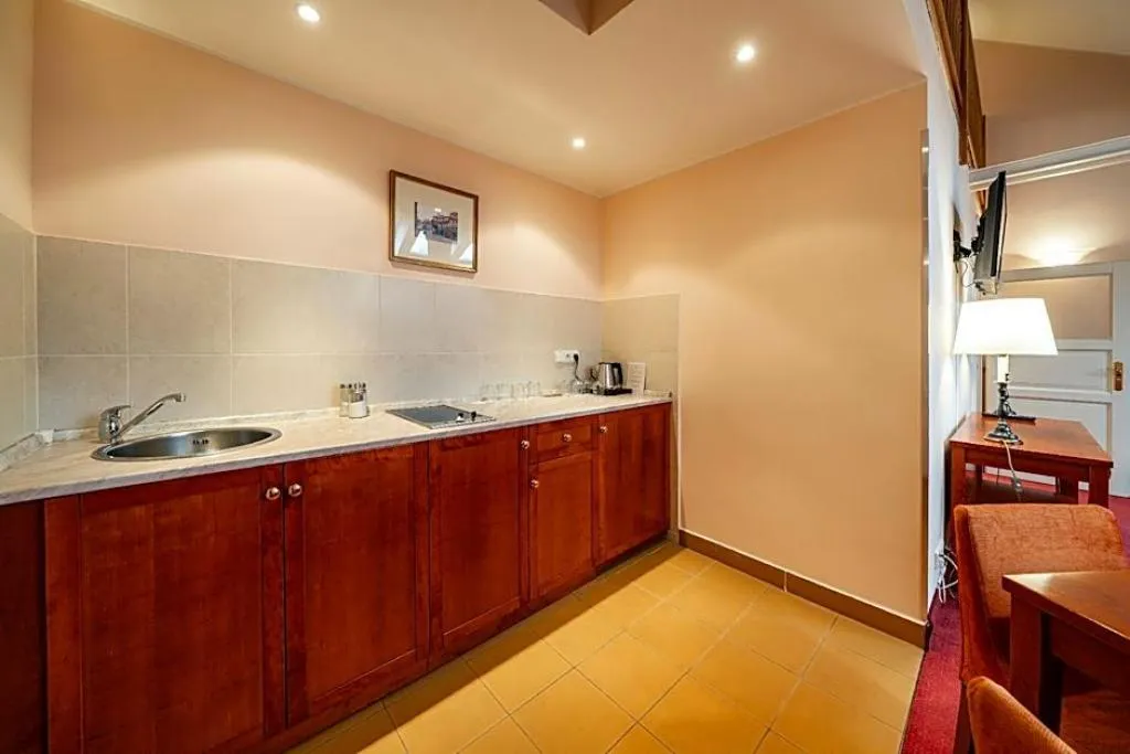 Room, Hotel Raffaello, Prague
