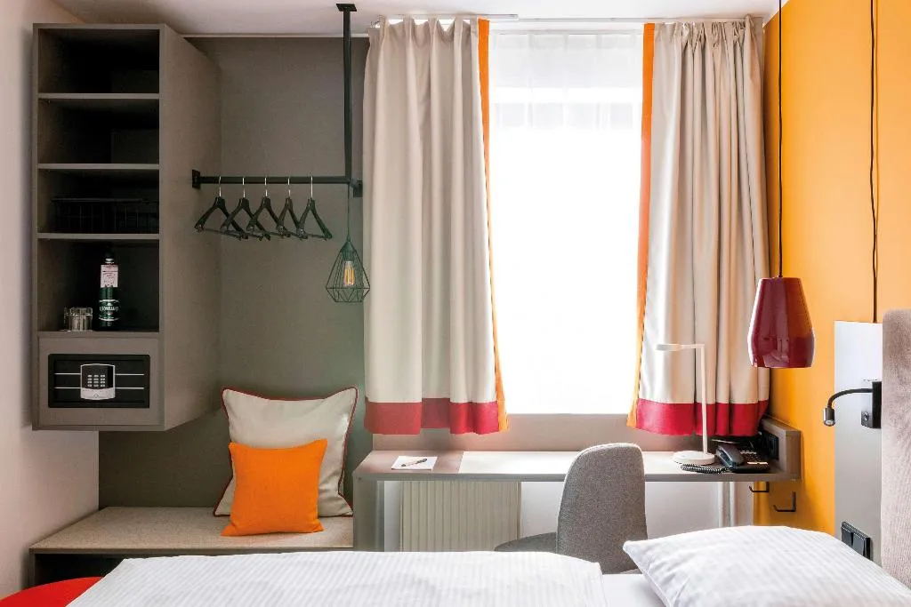 Room COMFORT Room, Vienna House Easy by Wyndham Cracow, Krakow