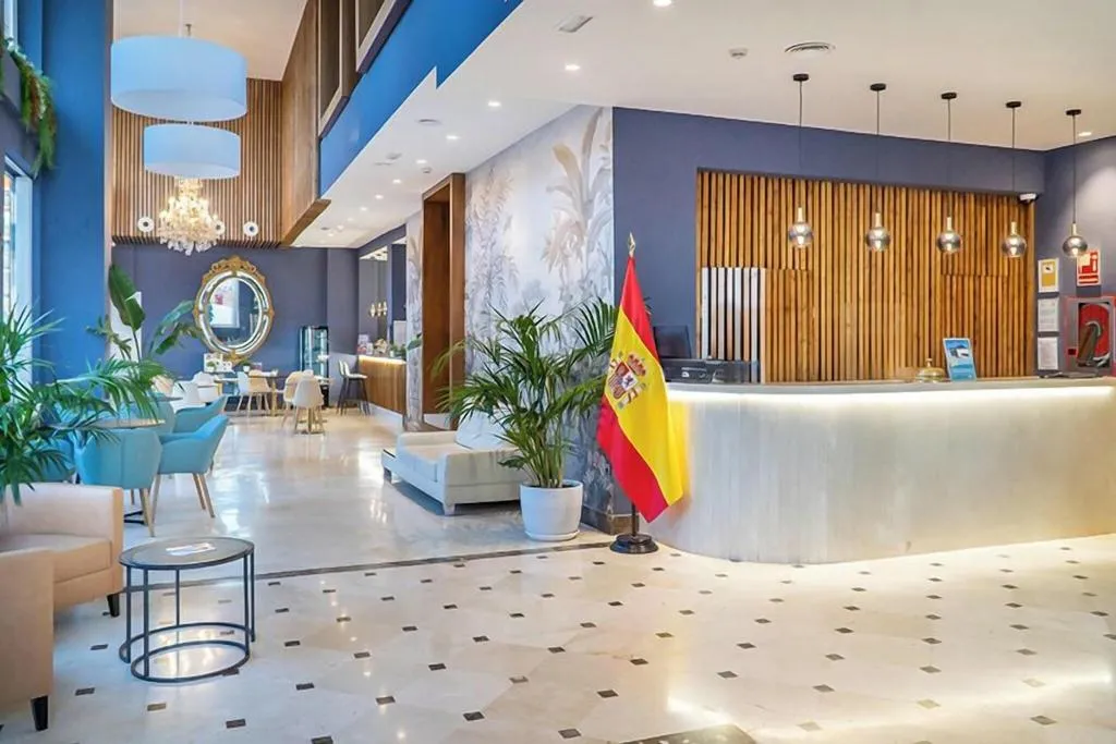 Lobby, Cadiz Plaza affiliated by Senator, Costa De La Luz