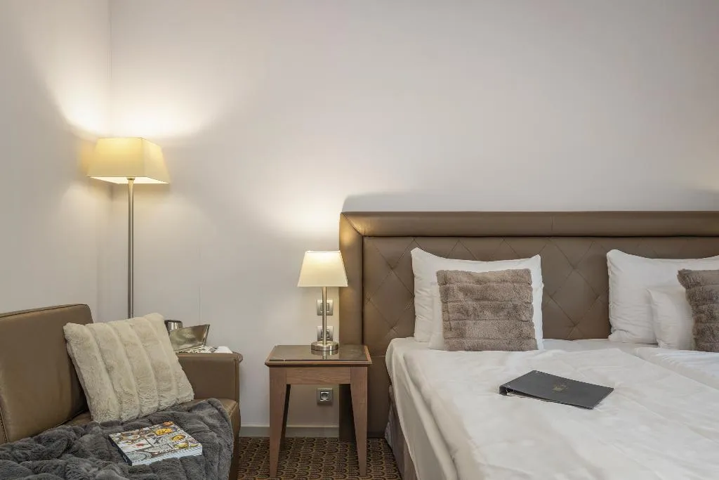 Double or Twin SUPERIOR Room, Hotel Royal Prague, Prague