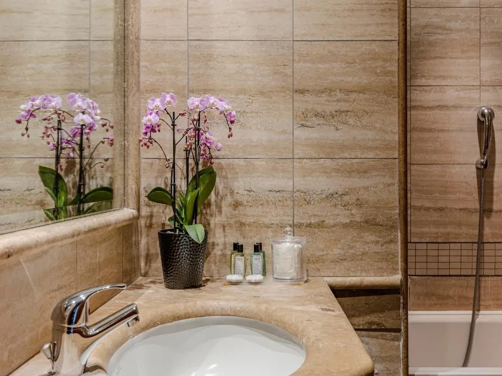 TRIPLE STANDARD Room, Diplomatic Rome, Rome