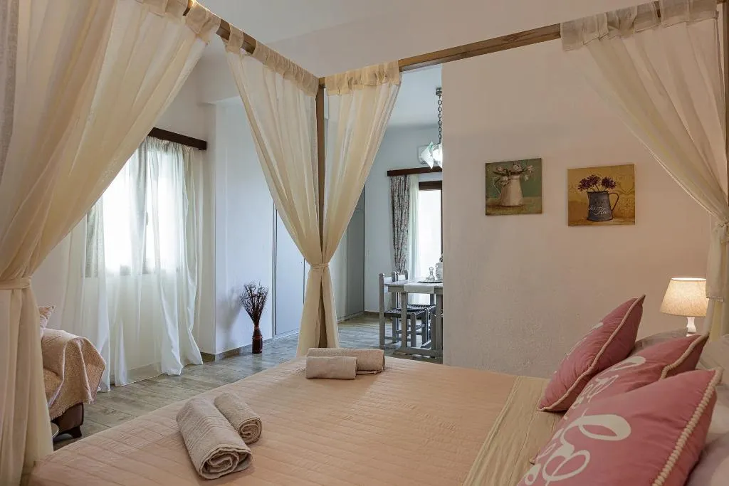 STUDIO SIDE SEA VIEW Room, Kasteli Studios & Apartments, Crete