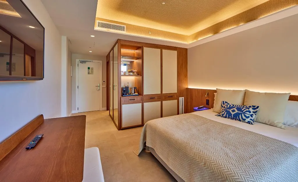 SINGLE STANDARD Room, Universal Gran Leon and Spa, Majorca