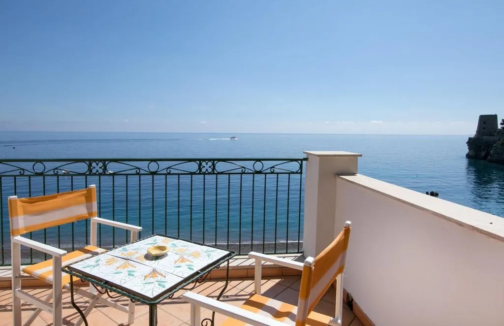 FAMILY ROOM SEA VIEW WITH TERRACE Room, Pupetto, Naples
