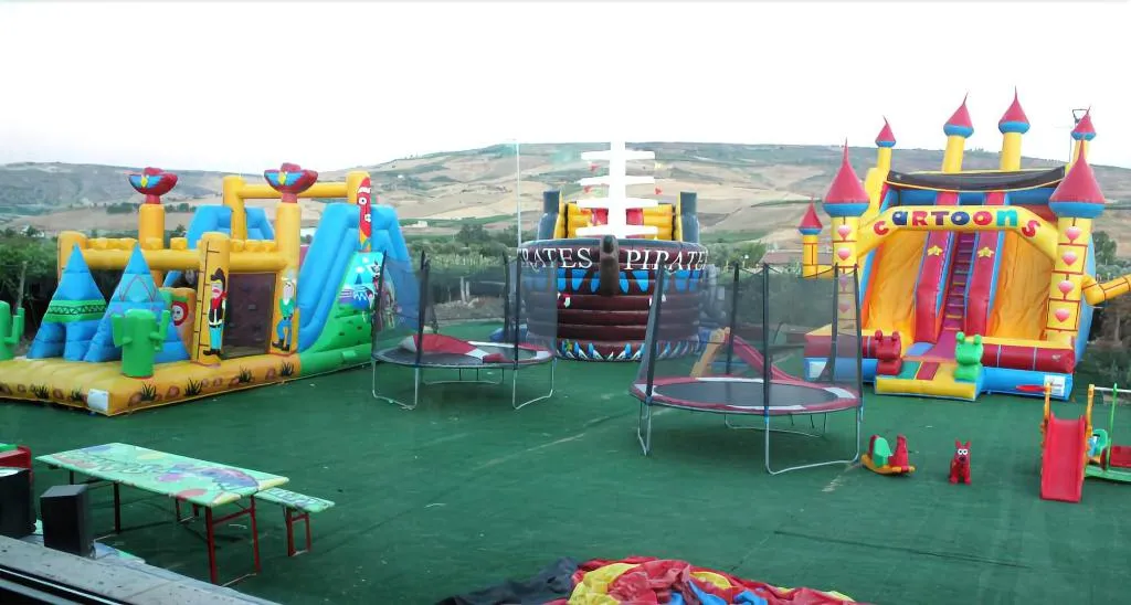 Sports and Entertainment, Borgo Dei Vigneti, Catania
