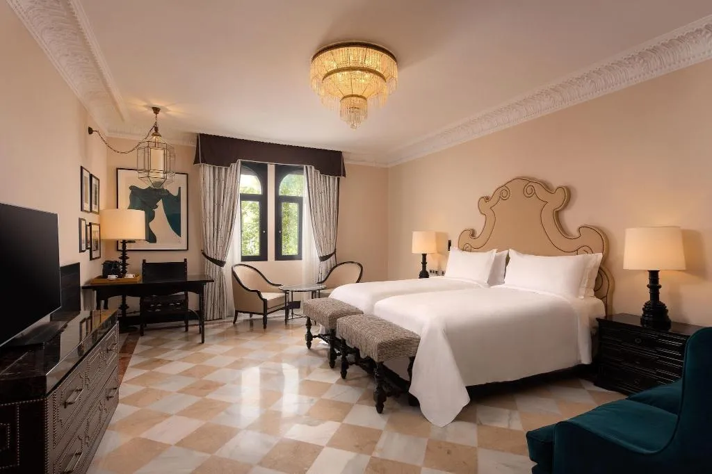 Room, Alfonso XIII, Seville