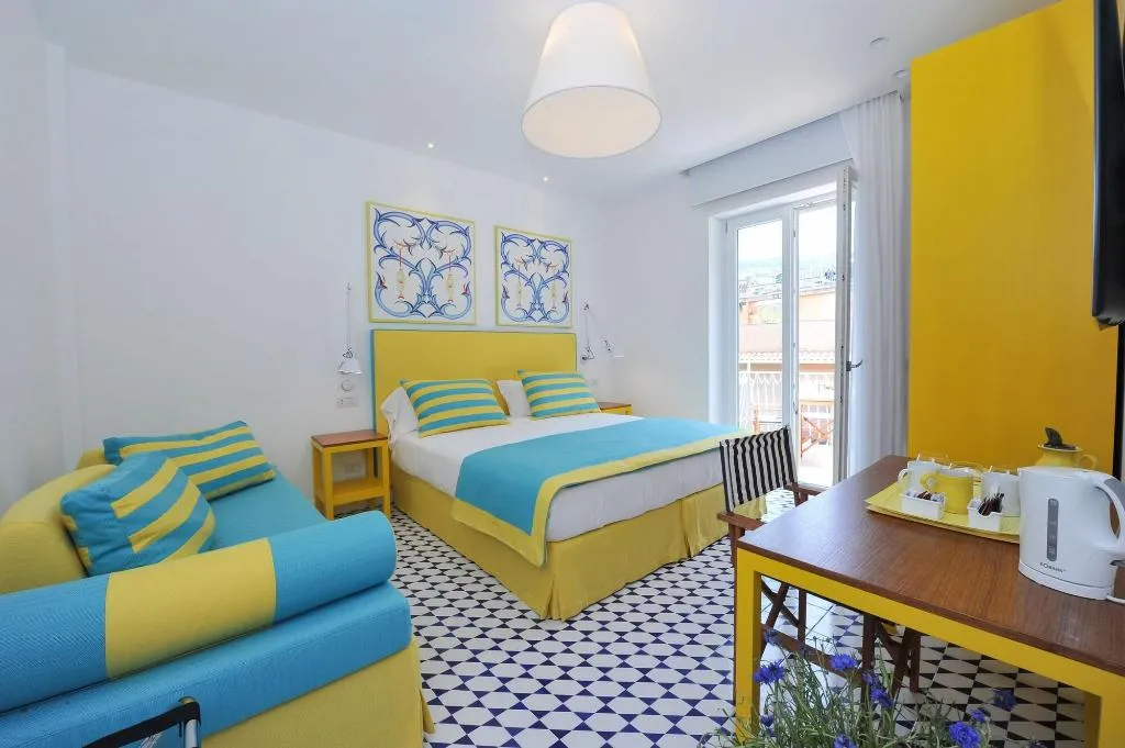 Room, Maison Lauren, Naples