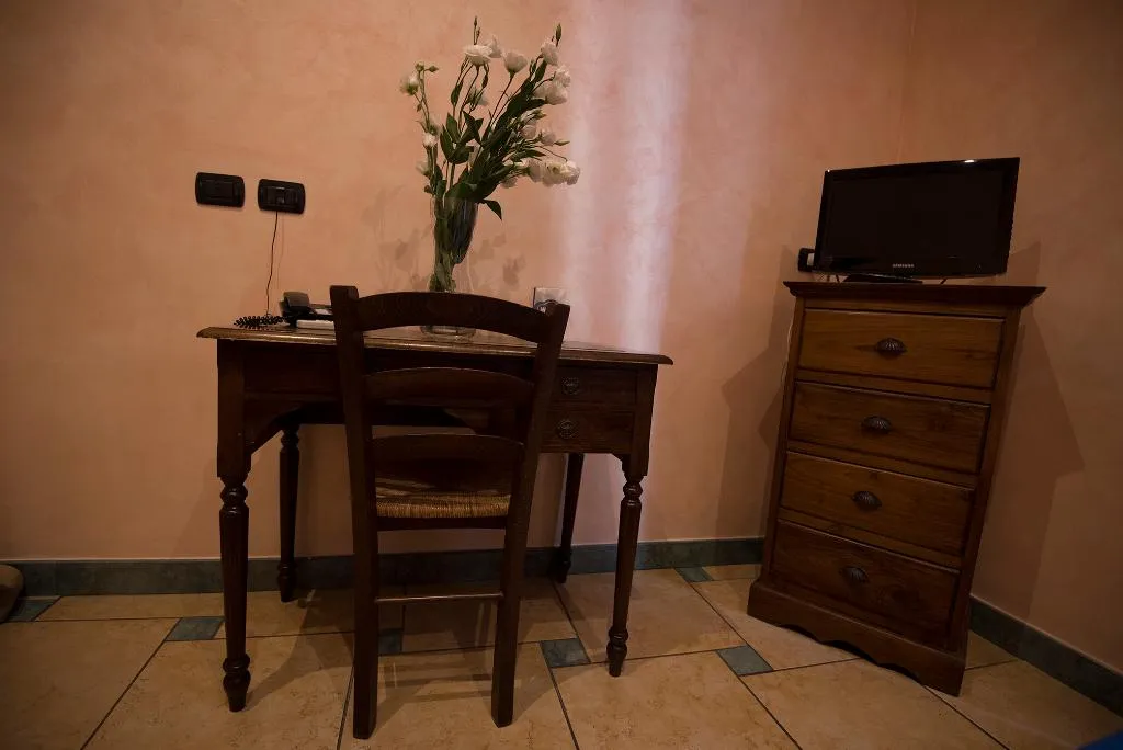 Double or Twin STANDARD Room, Schilizzi, Naples