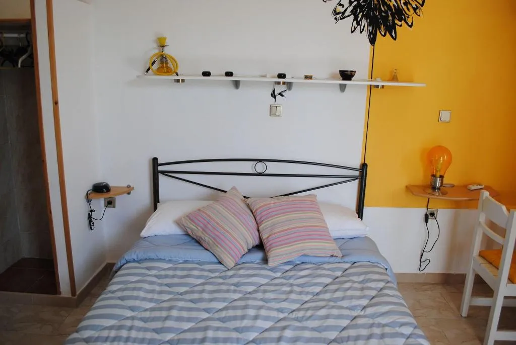 Room, Karmik Concept Pension, Rhodes