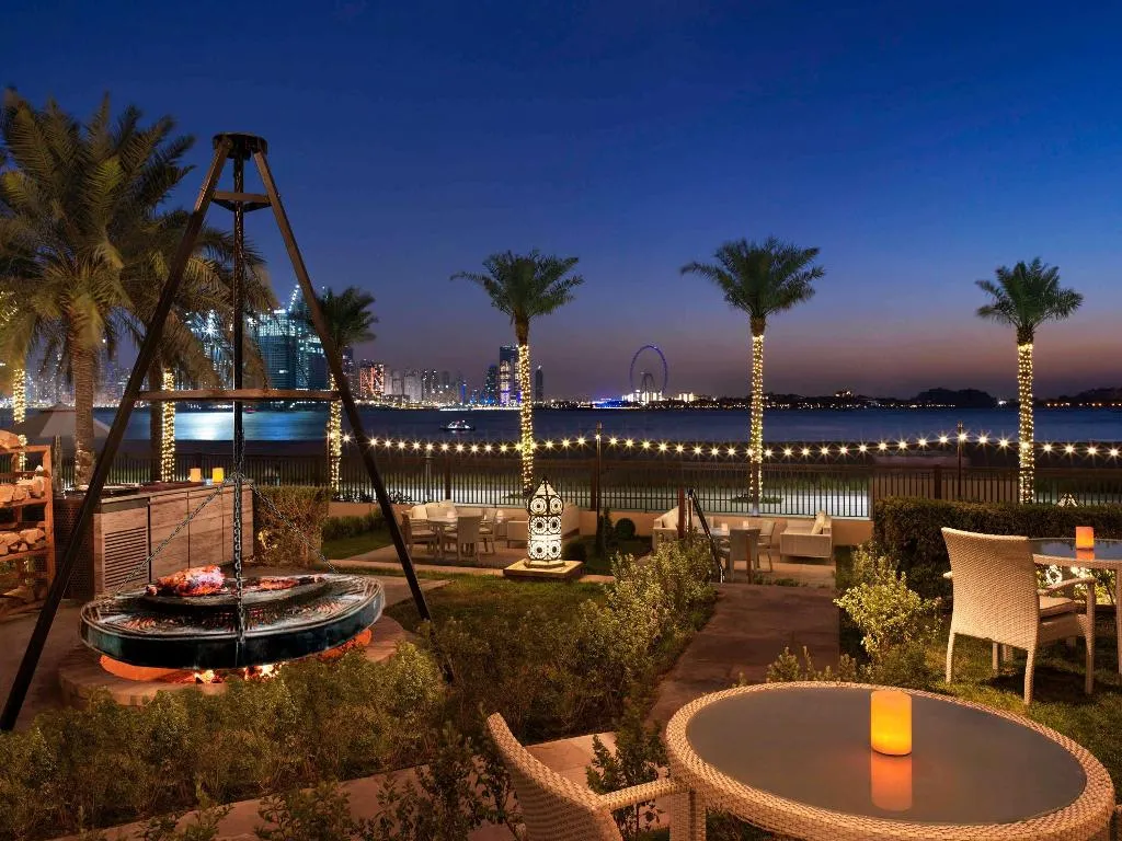 Restaurant, Fairmont The Palm, Dubai