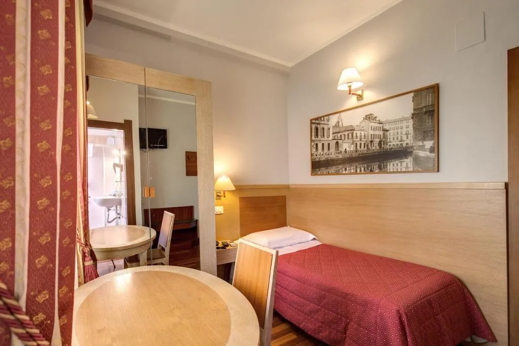 SINGLE STANDARD Room, Hotel Rio, Milan