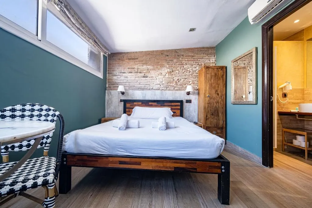 STUDIO BASIC Room, AinB Born Damas Apartment, Barcelona