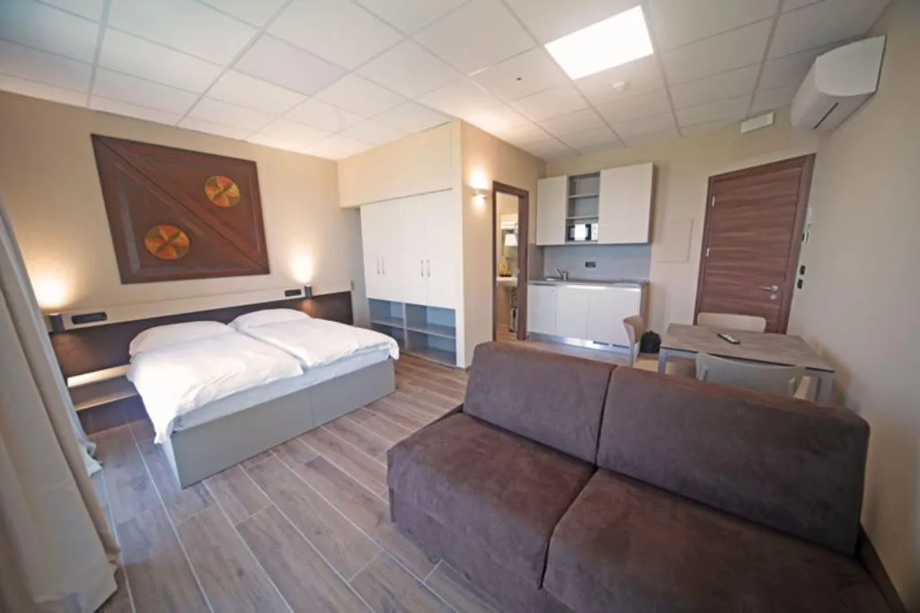 STUDIO LAKE VIEW Room, Villa Canneto, Milan