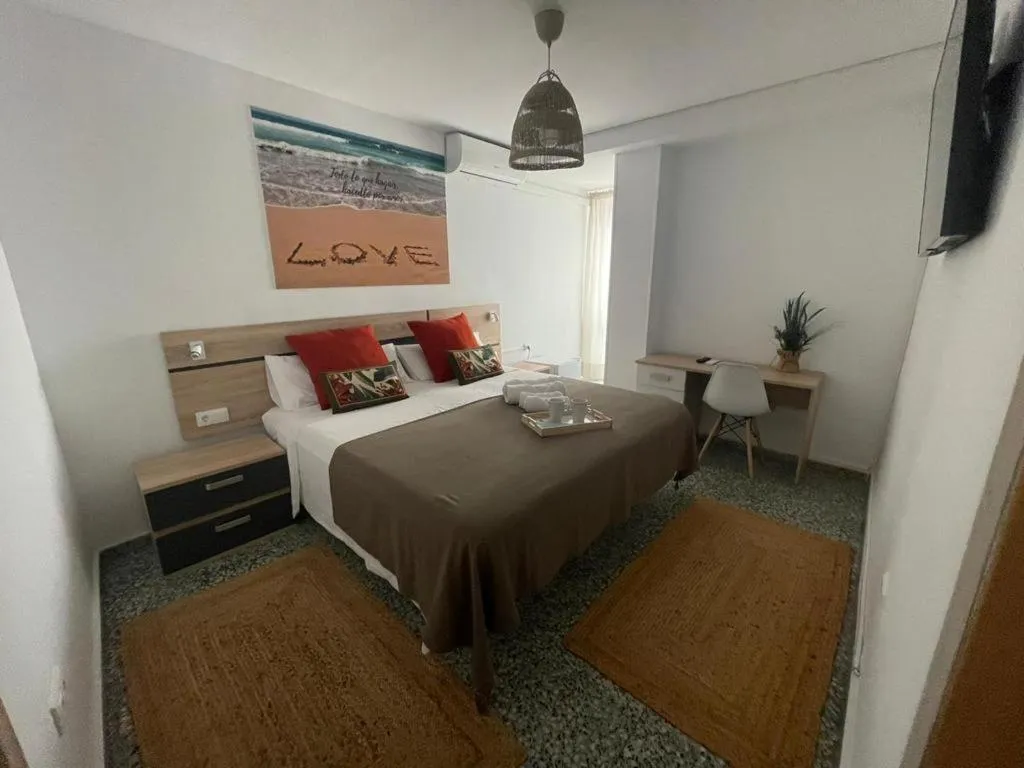 DOUBLE CLASSIC Room, Hostal Ventura Premium, Costa Blanca