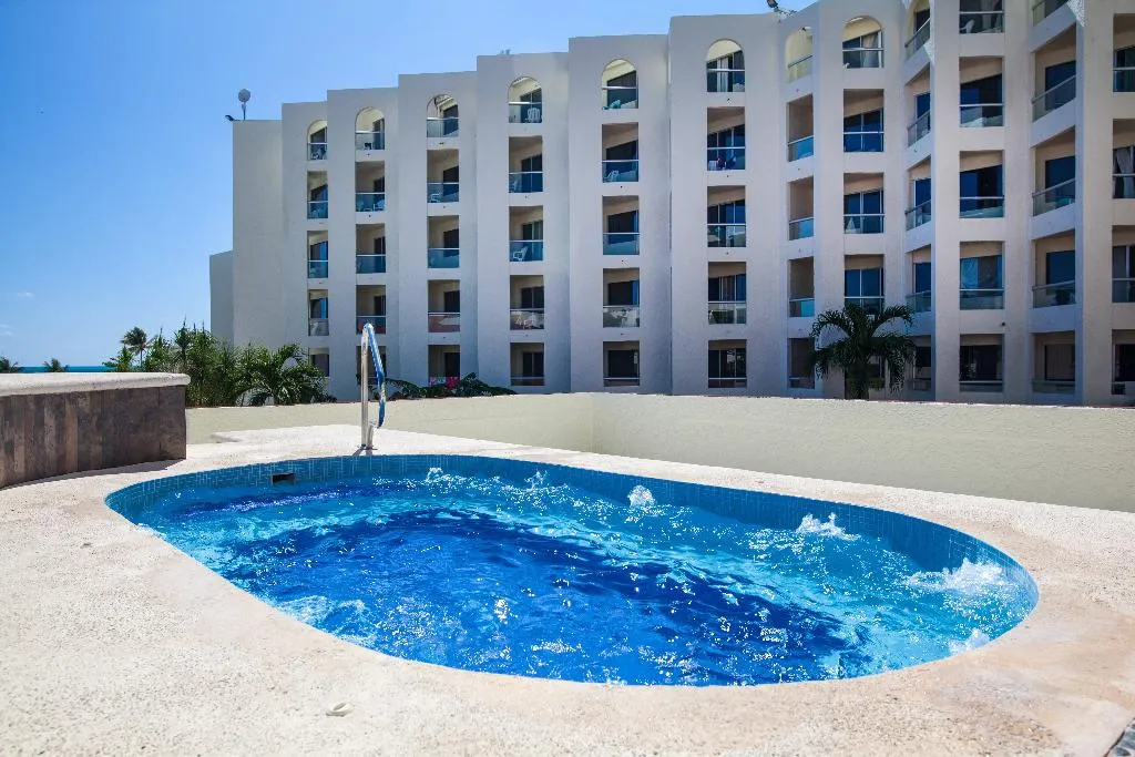 General view, Aquamarina Beach, Cancun Area