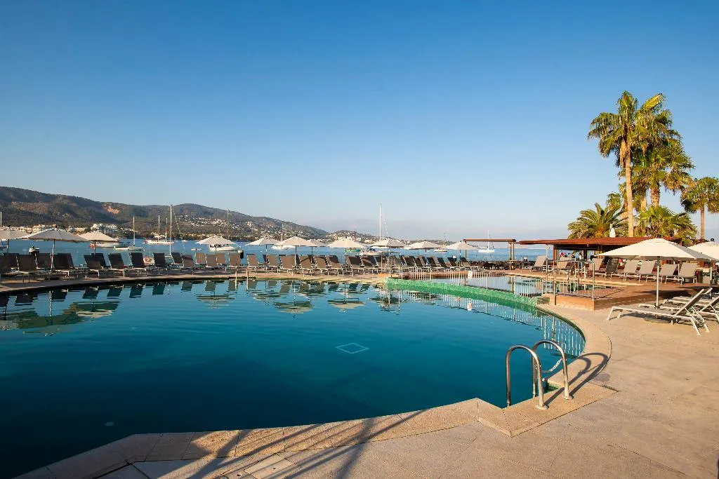 Pool, Leonardo Royal Hotel Mallorca, Majorca