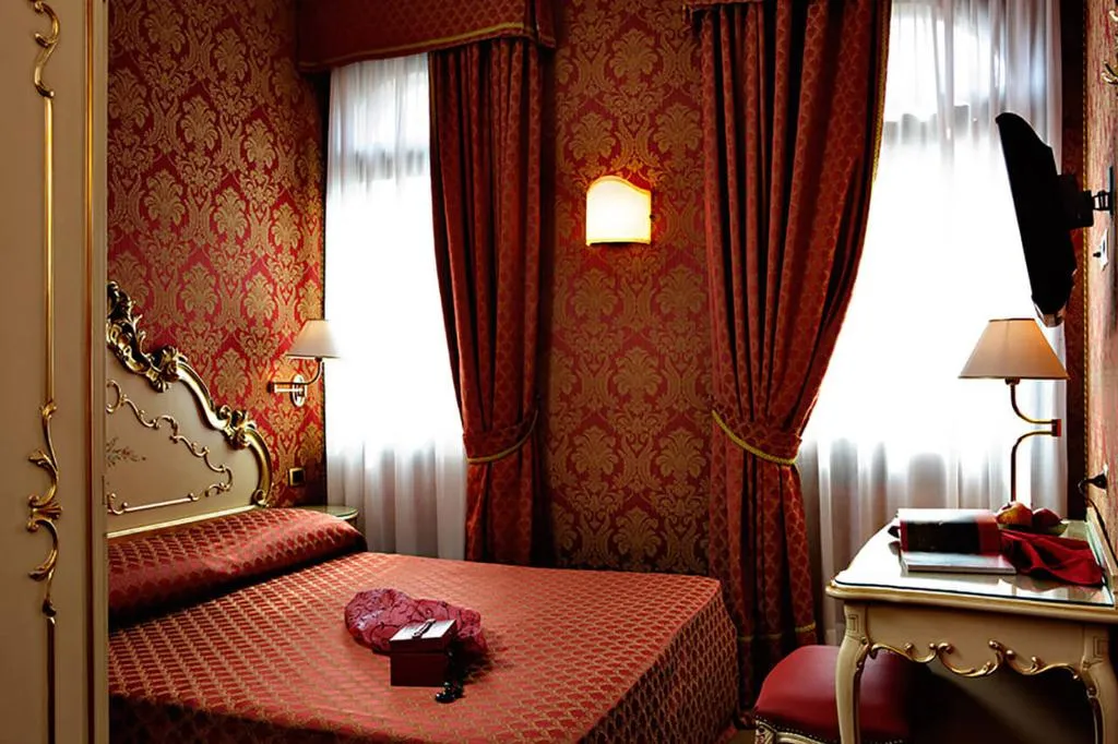 Double or Twin CLASSIC Room, Torino, Venice