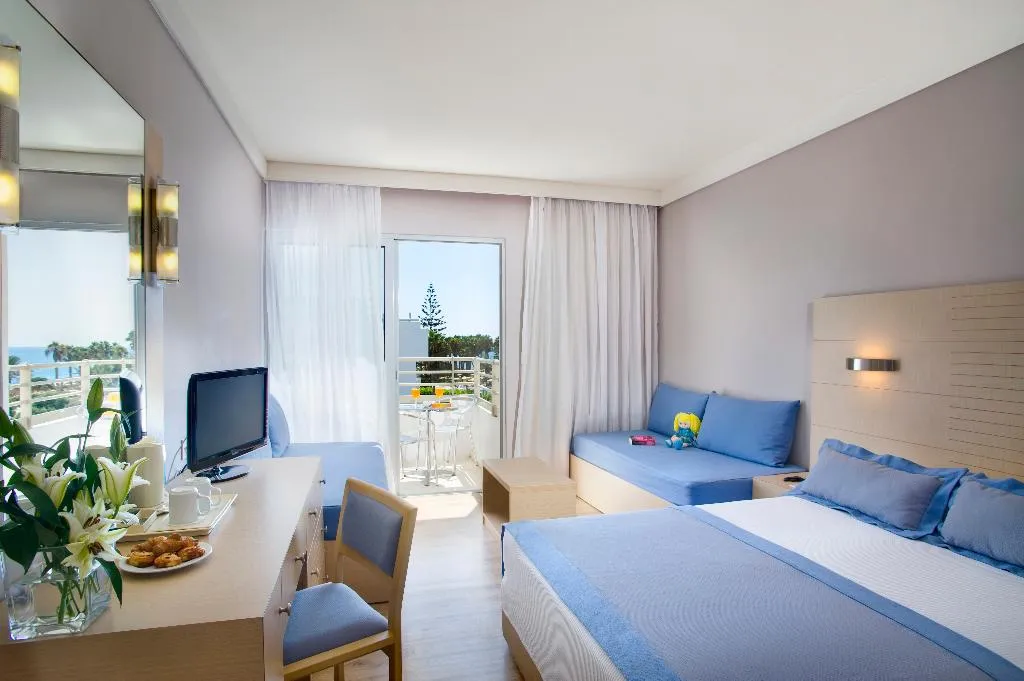 FAMILY ROOM STANDARD Room, Louis Ledra Beach, Cyprus