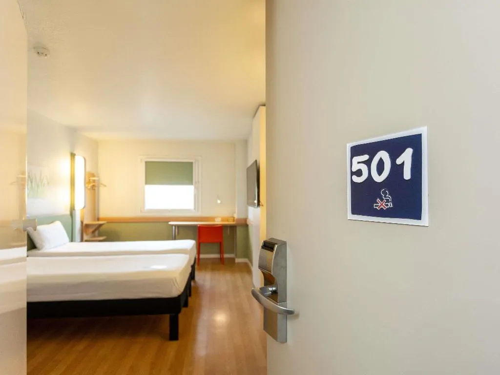TWIN STANDARD Room, ibis budget Valencia Aeropuerto, Valencia