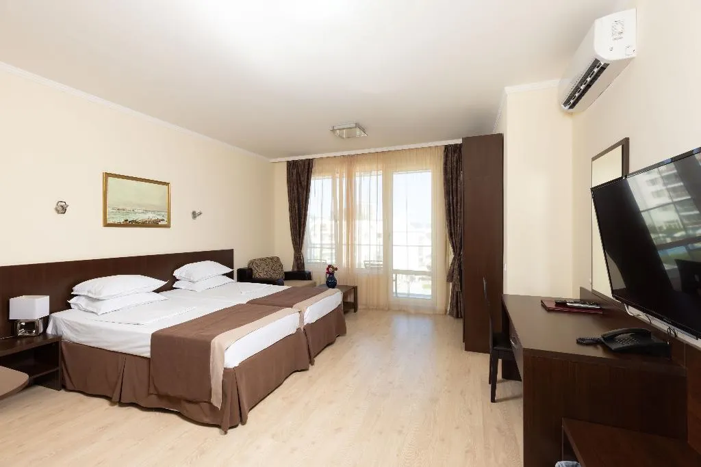 JUNIOR SUITE CLASSIC Room, Rome Palace Deluxe - All Inclusive Premium, Bourgas