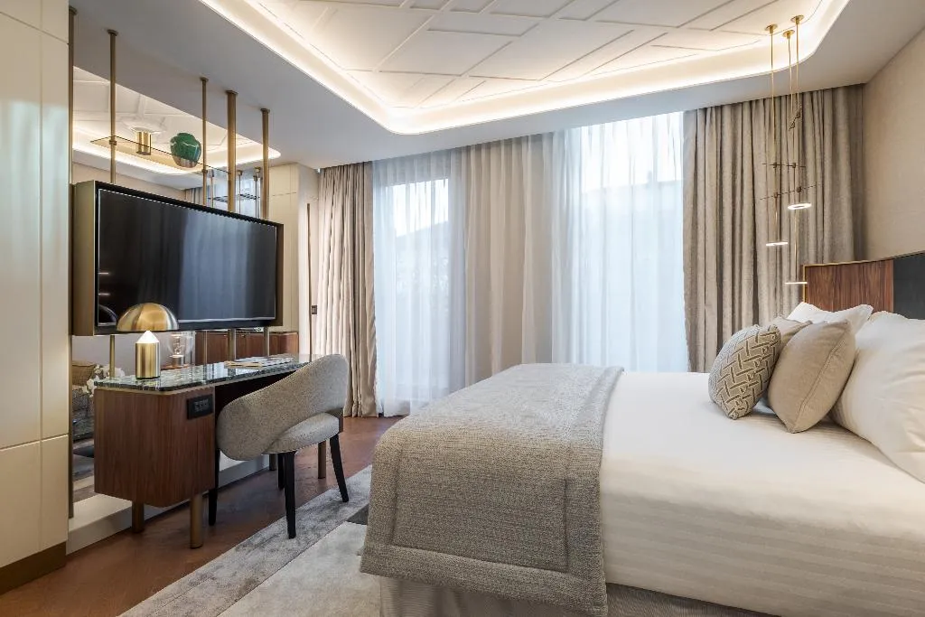 SUITE WITH TERRACE Room, Casa Baglioni Milan, Milan