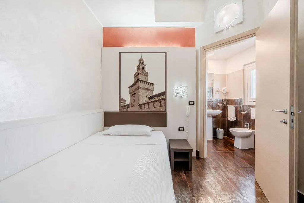 SINGLE CITY VIEW Room, Hotel Milano Navigli, Milan