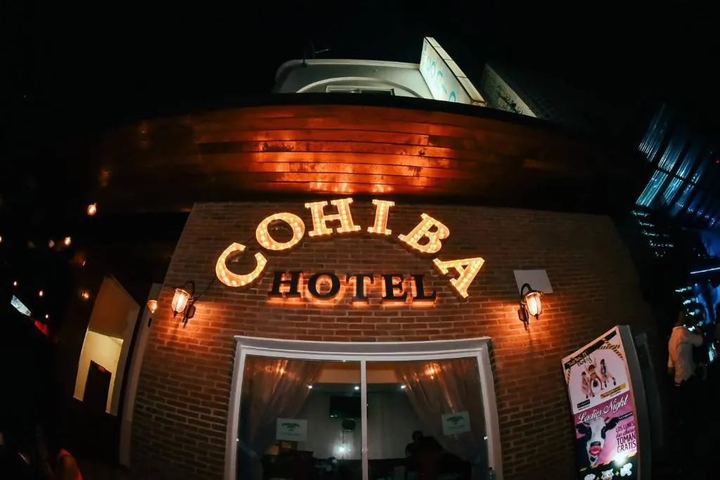 Restaurant, Hotel Partyholic, Playa Del Carmen