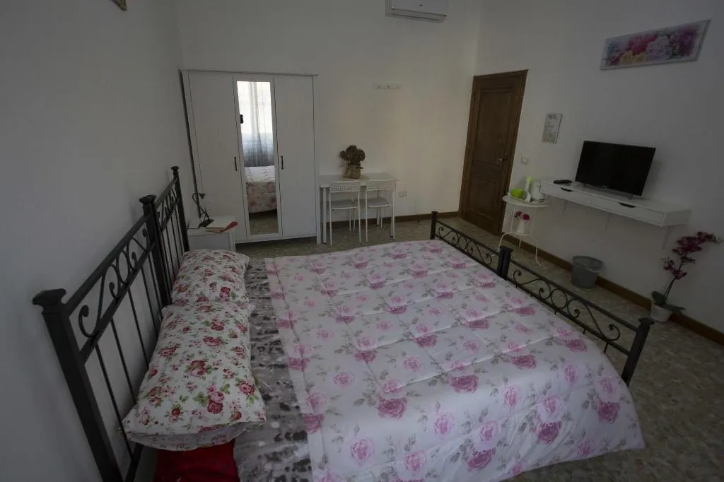 Room, Dimora Del Magnifico, Florence