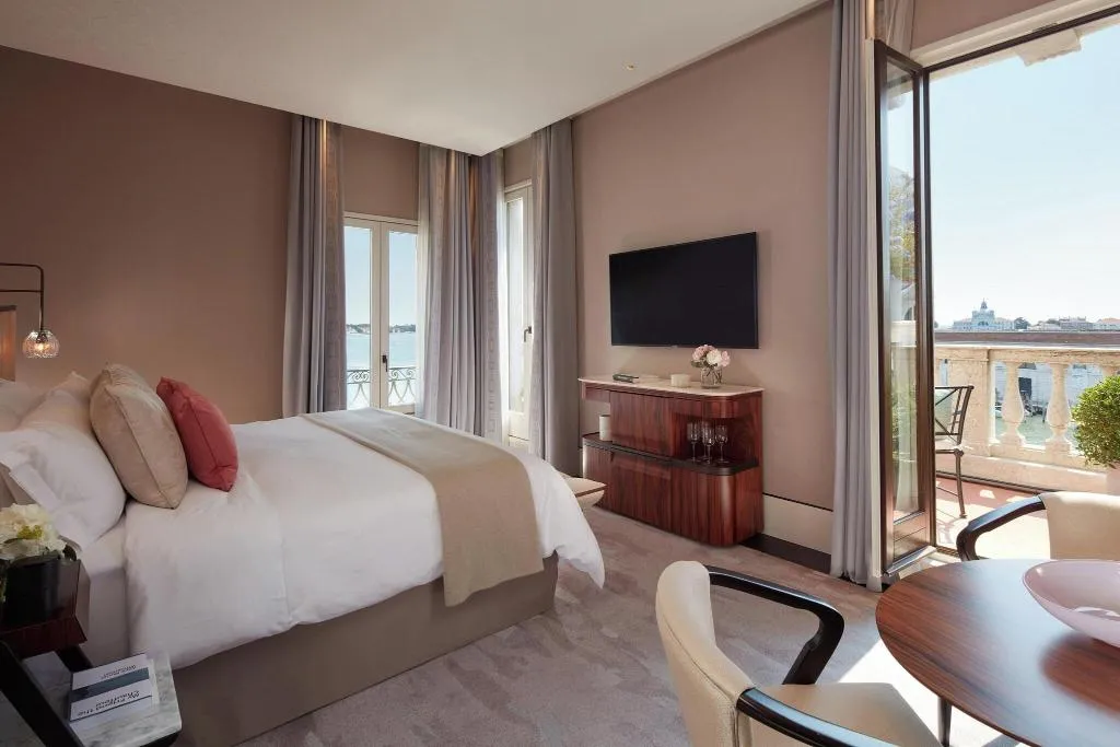 DOUBLE CANAL VIEW Room, The St Regis Venice, Venice