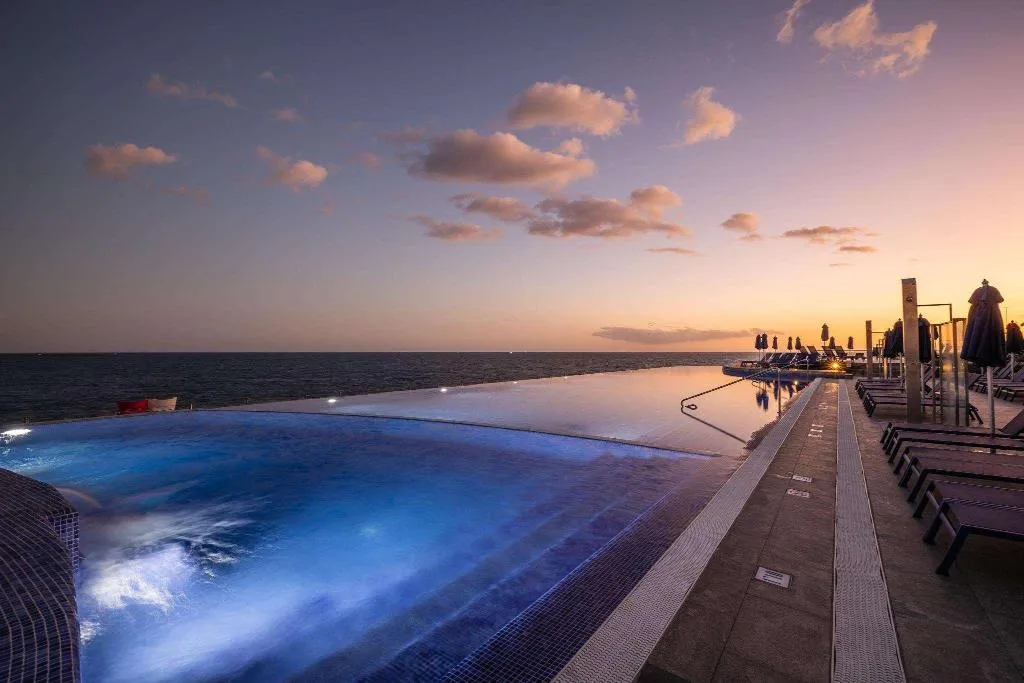 Pool, Marina Suites Puerto Rico, Gran Canaria