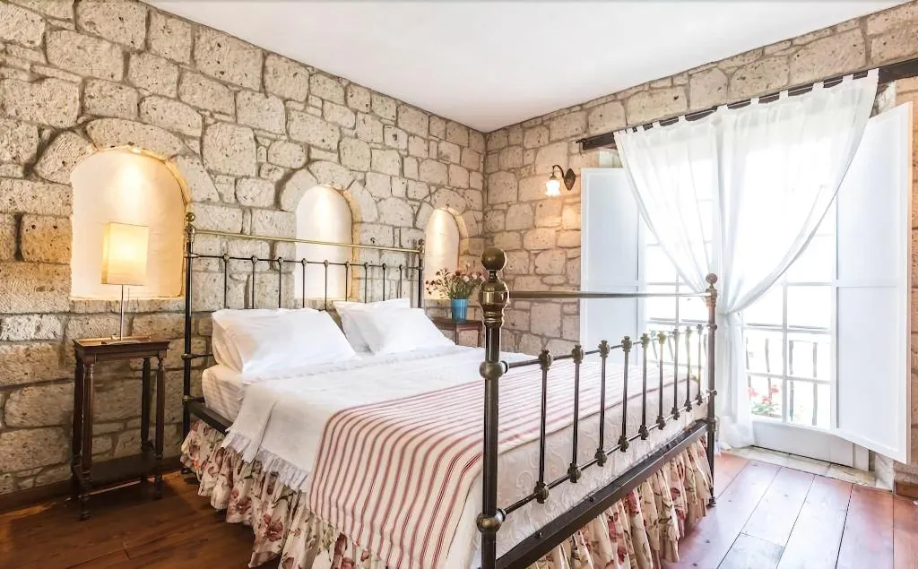 Room, Asma Han Hotel, Izmir