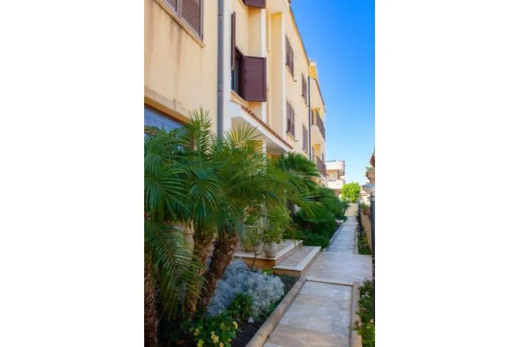 General view, Sammartano Hotels, Palermo