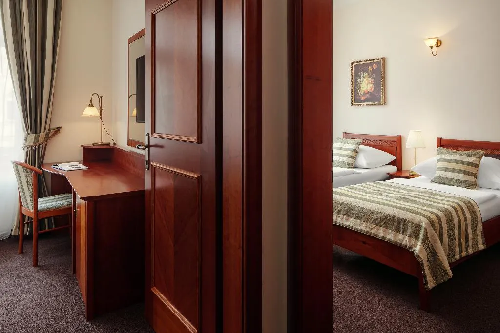 JUNIOR SUITE STANDARD Room, Amigo City Centre, Prague