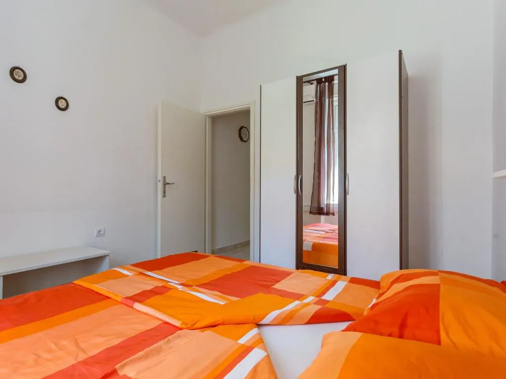 APARTMENT CAPACITY 4 Room, Apartments Mara, Dubrovnik