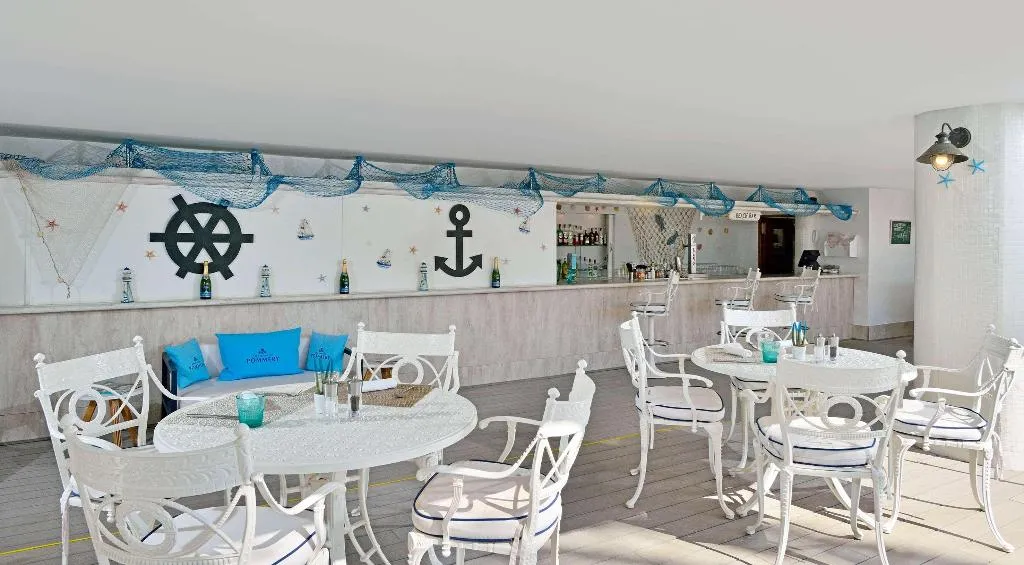 Restaurant, Hotel Victoria Gran Meliá, Majorca